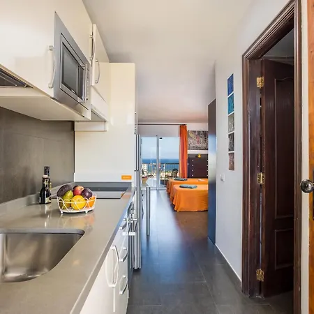 926 Fabulous View Of Lasamericas, Seafront Studio! Playa de las Americas (Tenerife)