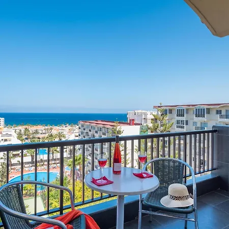 Appartamento 926 Fabulous View Of Lasamericas, Seafront Studio! Playa de las Americas (Tenerife)