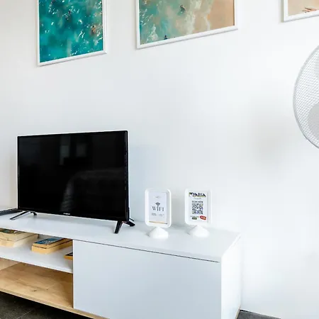 926 Fabulous View Of Lasamericas, Seafront Studio! Playa de las Americas (Tenerife)